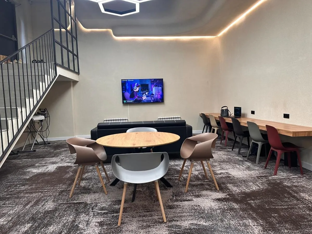 Capsule hotel Aq Minisuites Almaty Kazakhstan